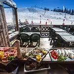 Hotel Chalet La Croix Blanche Les Gets