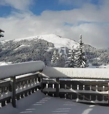 Chalet La Croix Blanche ホテル レ・ジェ