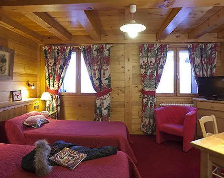Chalet La Croix Blanche לה ג'ט